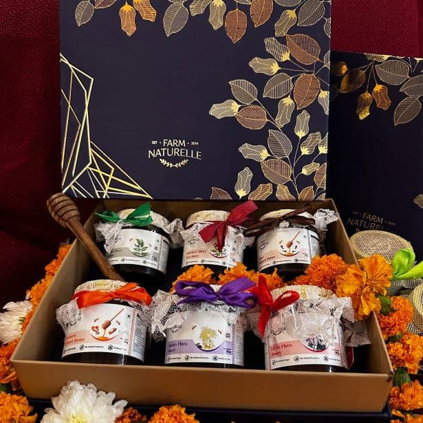 Blue Foliage Box with Dipper/ Spoon and pepper bag - Farm Naturelle